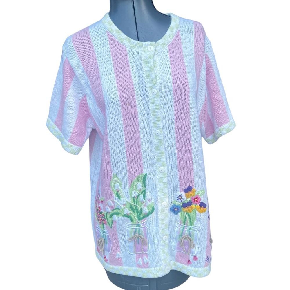 Vintage 80s cotton knit cardigan with embroidered flowers-gardening pink green